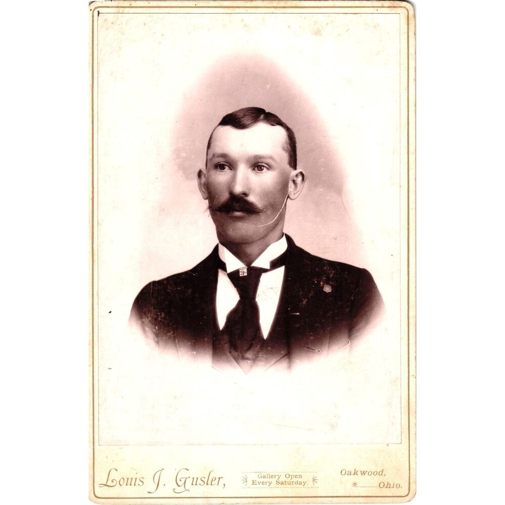 Antique‎ Cabinet Card Man Photograph Louise Gusler Photography Oakwood Ohio